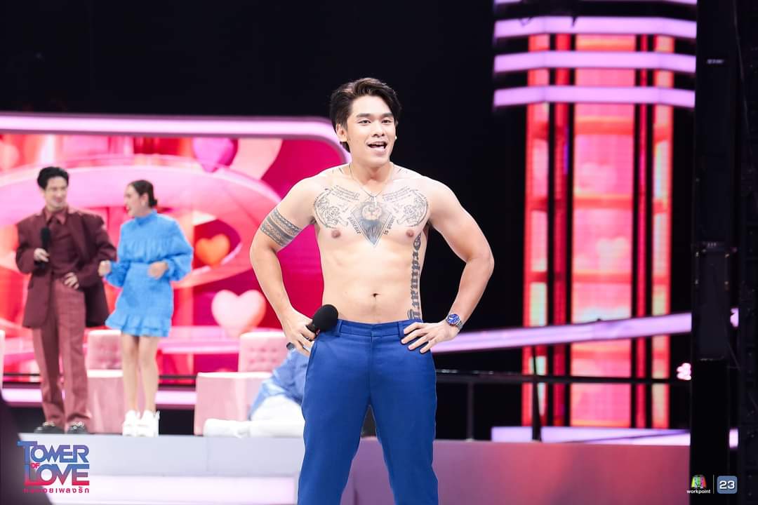 towerofloveWP23's tweet photo. #MySong แค่ภารกิจแรก 3 หนุ่ม #นายเต่า #นายนกพิราบ #นายลูกเงาะ ก็จัดหนักใส่เต็มเพื่อให้สาวโสดของเราเทใจกันตั้งแต่ครั้งแรกที่เจอกันเลยทีเดียว

#TowerofLove 
📌ทุกวันอังคาร เวลา 20.05 น. ทาง #ช่องเวิร์คพอยท์23 #Workpoint #Workpoint23 https://t.co/0Dda3omq42