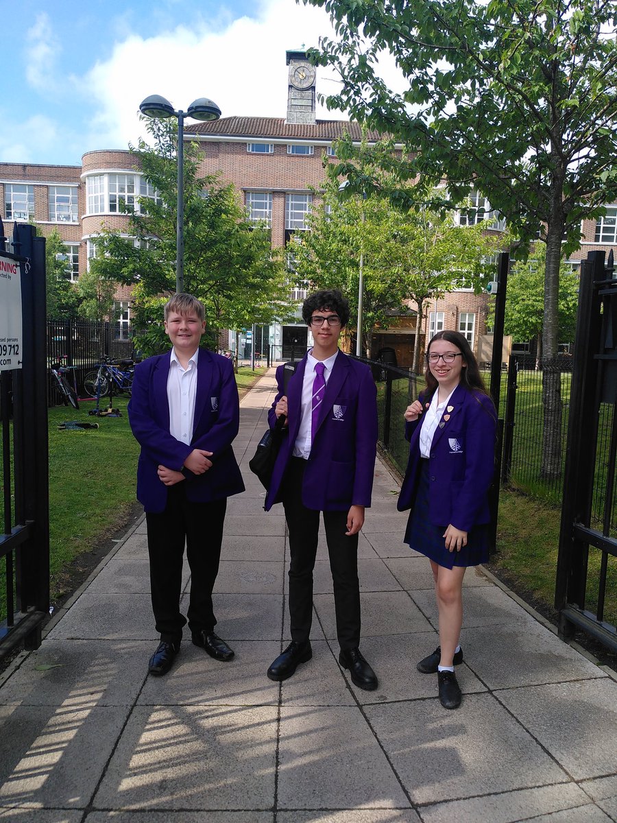Well done to these three y10 students who delivered a fantastic assembly for @sendmyfriend campaign at Lanchester Primary this morning. Wonderful to be able to collaborate with another school in @DanesEdTrust https://t.co/NyrsB9nsld