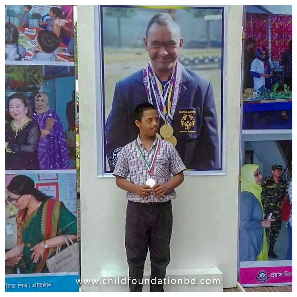 CHILD_BD's tweet photo. আওসাফ মাশরাফি, একজন হাসি খুশি মানুষ যার কথা বলার মধ্যে সব সময় একজন সুখী মানুষের উদাহরণ পাওয়া যায়। আওসাফকে জিজ্ঞাসা করলে বলে সে চায় সে যেন সবসময় খুশি থাকুক এবং অন্যকে হাসি খুশি রাখুক। আওসাফ সবার জন্য অনুপ্রেরণা, সে স্পেশাল অলিম্পিক্সে অংশগ্রহণ করে বেশ কিছু মেডেল অর্জন করেছে। https://t.co/AsFQHlOeQE
