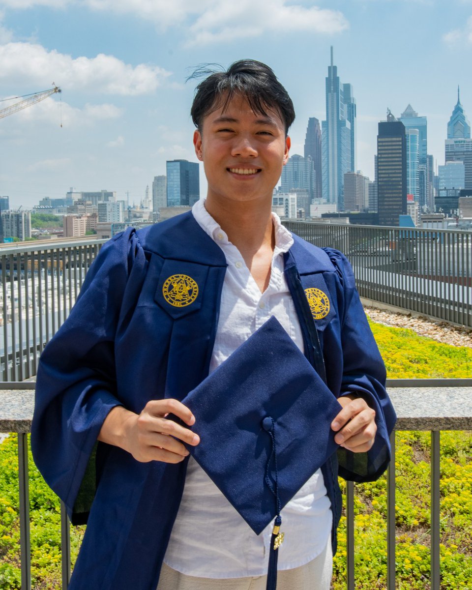 LeBow's tweet photo. How far you've come is nothing to how far you'll go.
We couldn't be prouder to wish all our new #foreverdragons well as they turn their tassels and change the world!

#lebow #classof22 https://t.co/Qn5nXr3nEA
