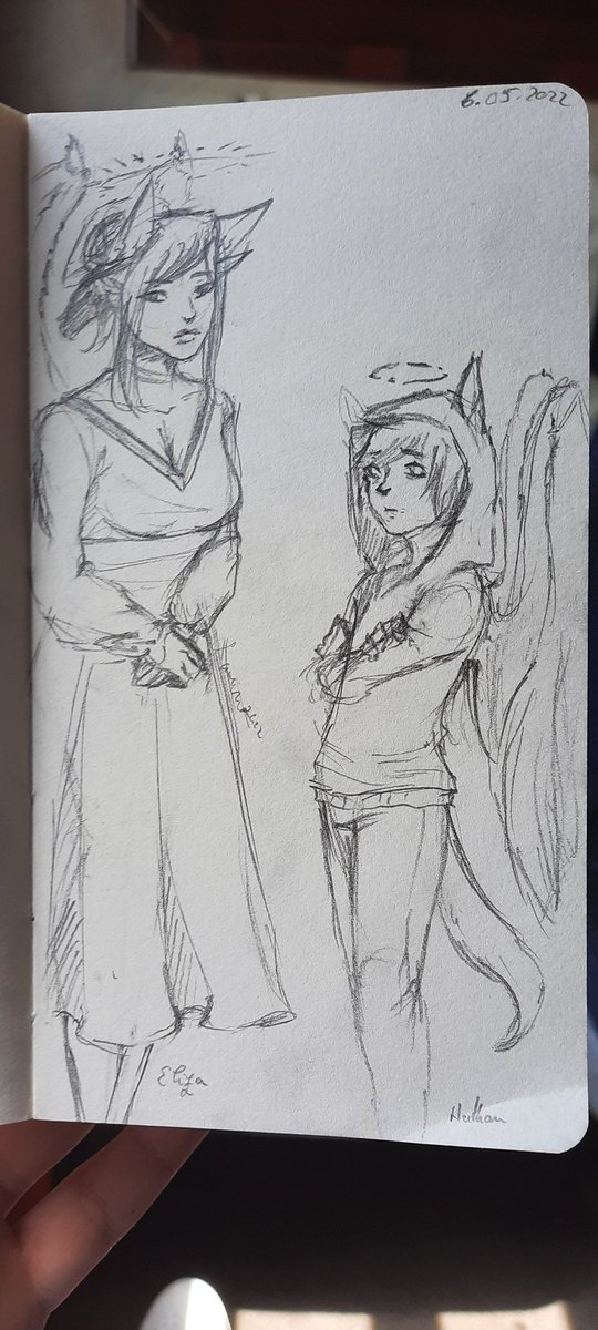 HideoutLamina's tweet photo. Train sketches! https://t.co/zFxF6YDPdZ