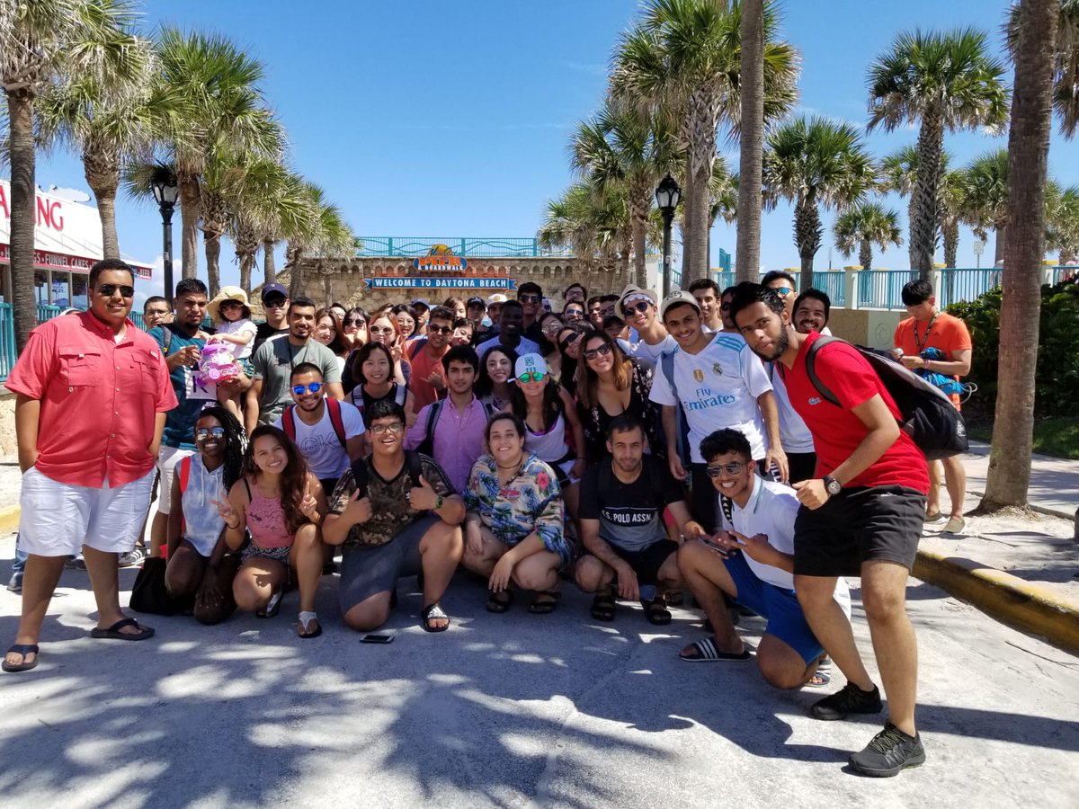 UFLELI's tweet photo. Happy Tuesday! Get your swimming suit ready for ELI pool and beach activities! Take a look at the #ELIWeekly for our fun daily activities, and information about the Daytona Beach trip. Have a great week, and see you on the #BEACH πππ ππ¬π΄βοΈ
https://t.co/g7gSg5Keqf https://t.co/hBAH55HZmZ
