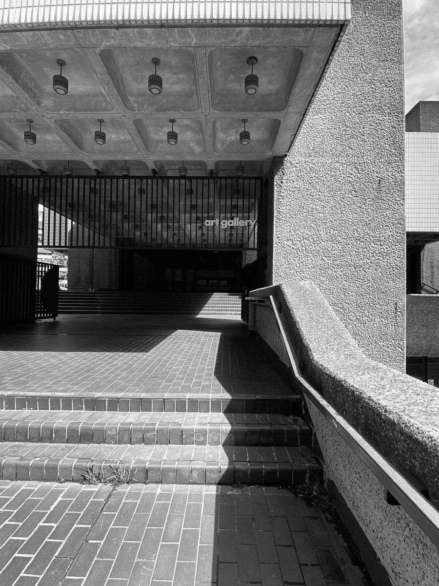 MonikaParker10's tweet photo. When you happen to have a half day at work #insetday #gallery #artgallery #exhibition #BarbicanCentre #Barbican #postwarmodern #bnwphotography #tuesdayvibe https://t.co/2zZioEwOjh
