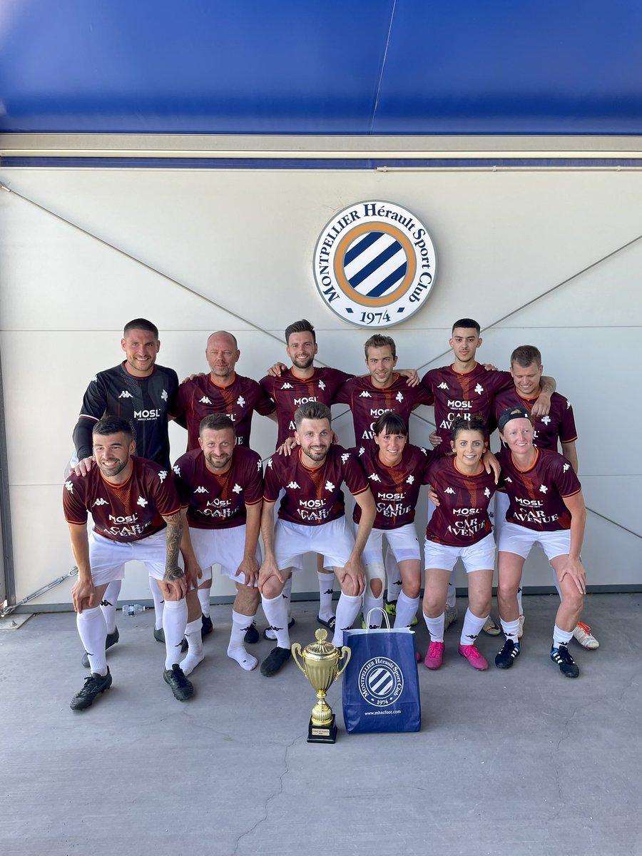 Ligue1's tweet photo. 🏆 Les soignants représentant le @FCMetz remportent la première édition du #TournoiDesSoignants !

Merci à toutes les équipes présentes et au @MontpellierHSC pour l’accueil 🤝

#JouonsLaCollectif https://t.co/Lx3MLEgYLp