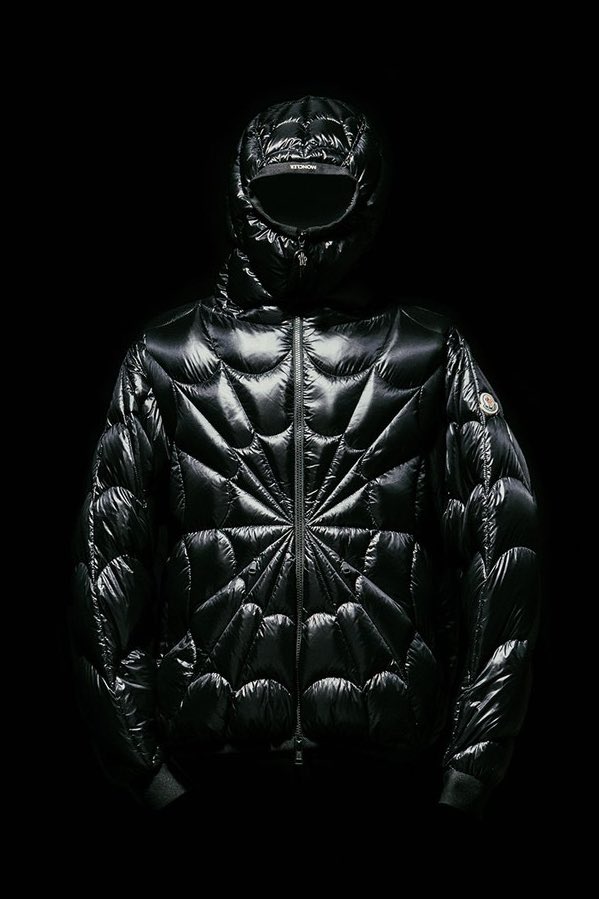 StreetFashion01's tweet image. Moncler FW22 “Spiderweb” Puffer!🖤