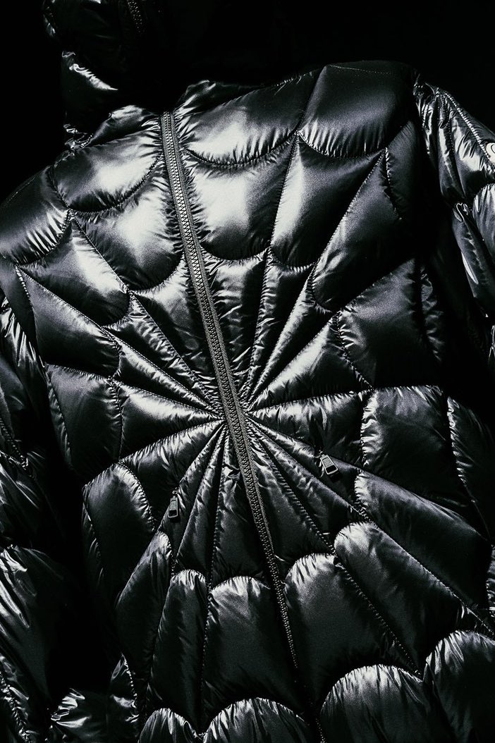StreetFashion01's tweet image. Moncler FW22 “Spiderweb” Puffer!🖤