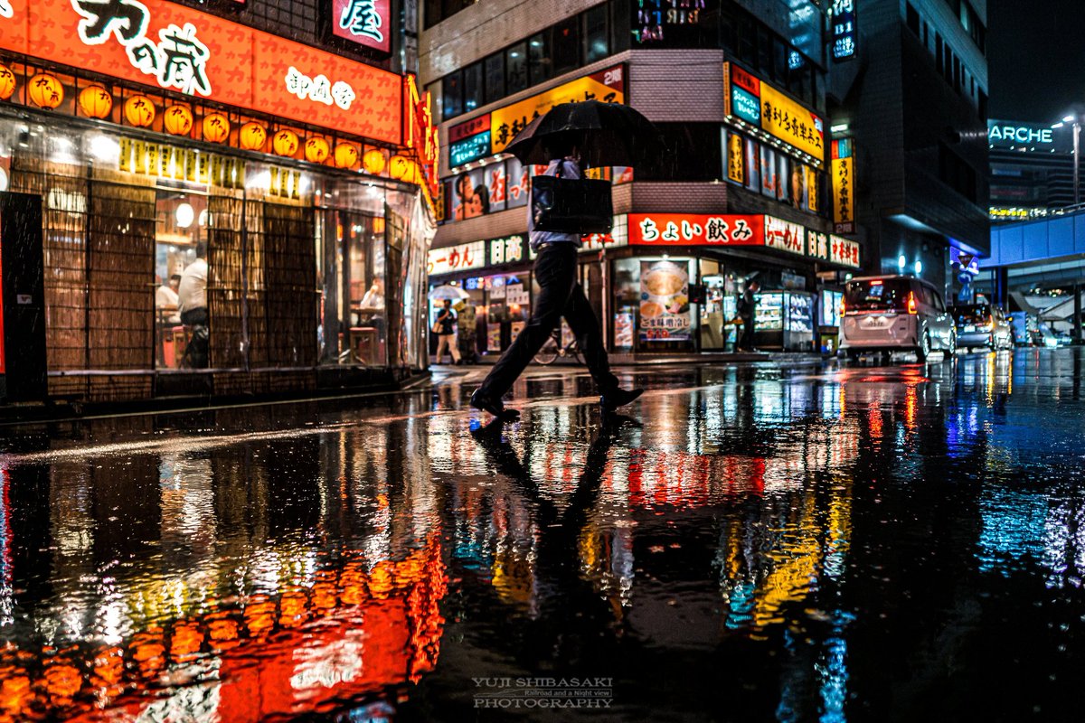 Yuji_48's tweet photo. 雨の大宮界隈 https://t.co/KJlWNMnfsB