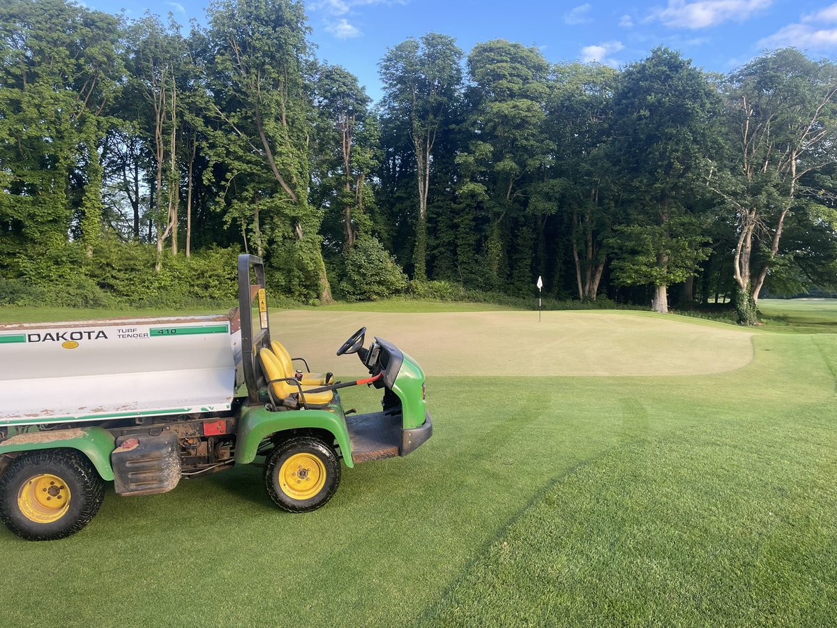 Maintenance day <a href="/BelvoirParkGolf/">Belvoir Park GC</a> . Thanks to the members for the support your course will be better for it 👍⛳️🙏 <a href="/BIGGALtd/">British & International Golf Greenkeepers Assn.</a> <a href="/billytheglenman/">william smith</a> <a href="/AlanHughes03/">Alan Hughes</a> <a href="/SwanGolfDesigns/">Swan Golf Designs</a> @BMcD1776