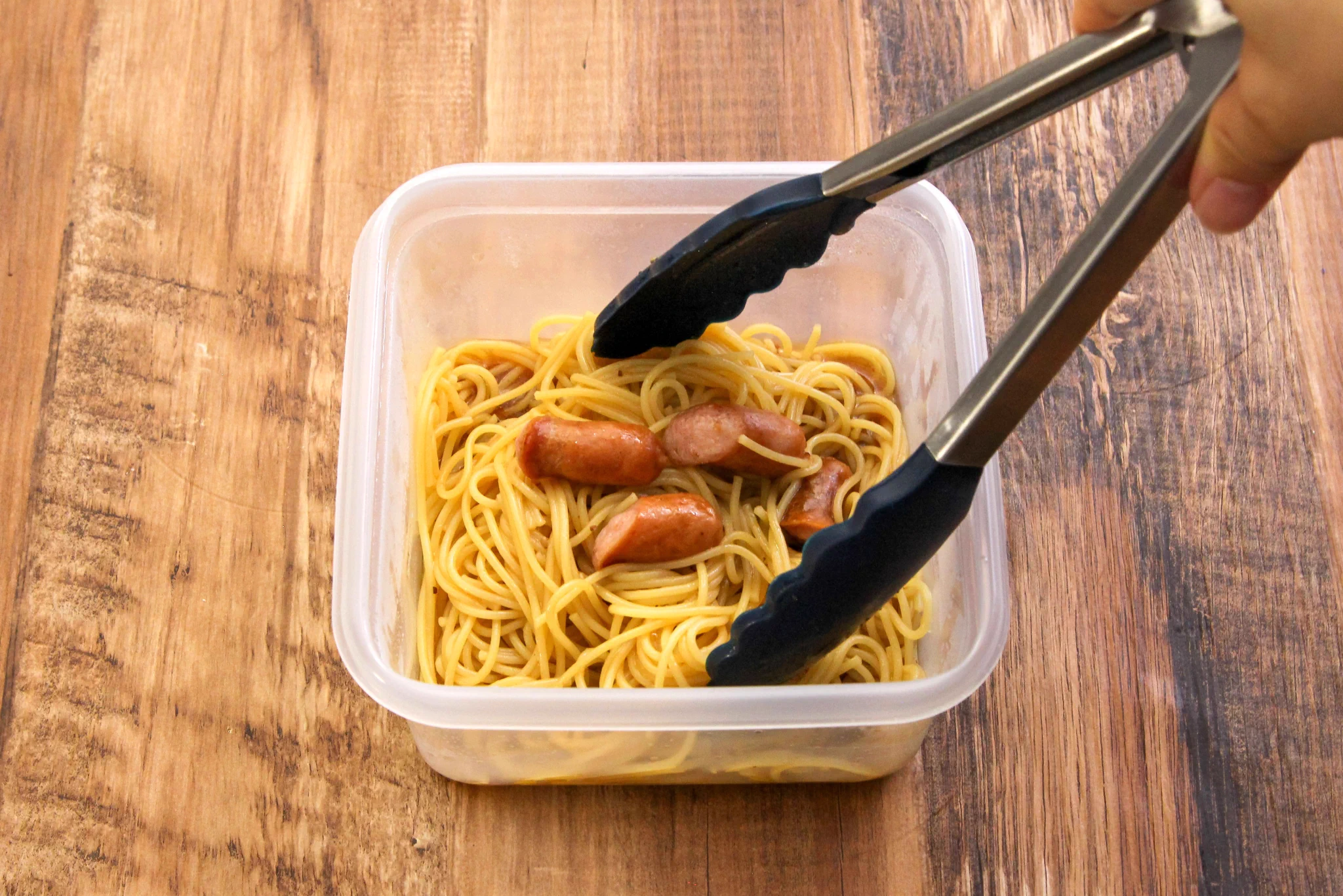 ソーセージが好きな人に喜ばれるパスタ？！電子レンジで作れちゃうお手軽パスタレシピ！