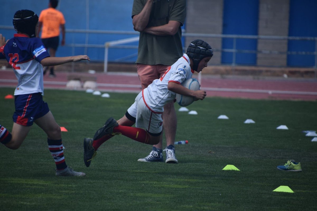 allandgo8's tweet image. Se acerca la recta final de la temporada y tendremos que dar descanso a nuestros CCs 👩‍💻👨‍💻, pero hasta entonces os toca elegir los  💫 FAVS DE LA SEMANA 💫

1️⃣ y 2️⃣ - @JIzquierdoLFCR 
3️⃣ y 4️⃣ - @PaulaHdeLucas 

👇 ¿Qué os parecen?

#allandgo #favsdelasemana #fotografia #duelodeCMs