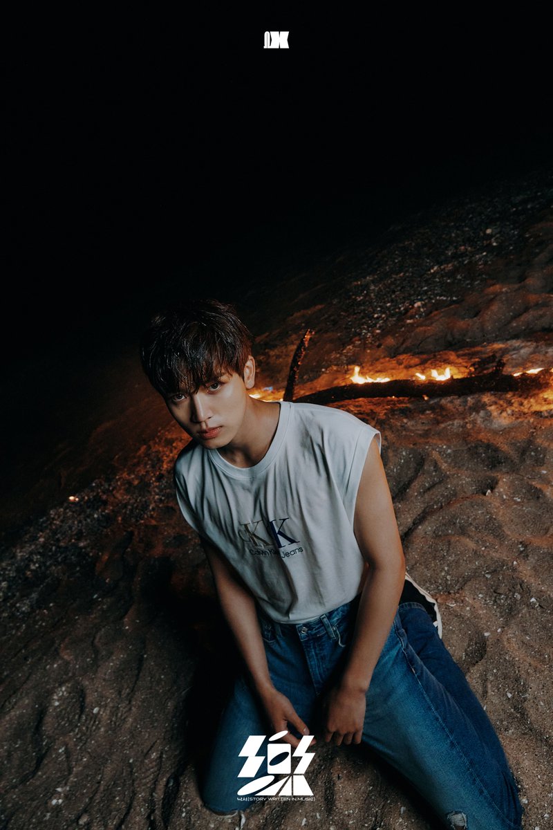 OMEGA X 
1st Full Album

낙서(樂서)
:Story Written in Music

TEASER IMAGE STORY ver.
#HANGYEOM #KEVIN
#JUNGHOON #HYUK

2022. 06. 15 6PM (KST)

#OMEGA_X #오메가엑스
#한겸 #케빈 #정훈 #혁
#낙서 #Story_Written_in_Music