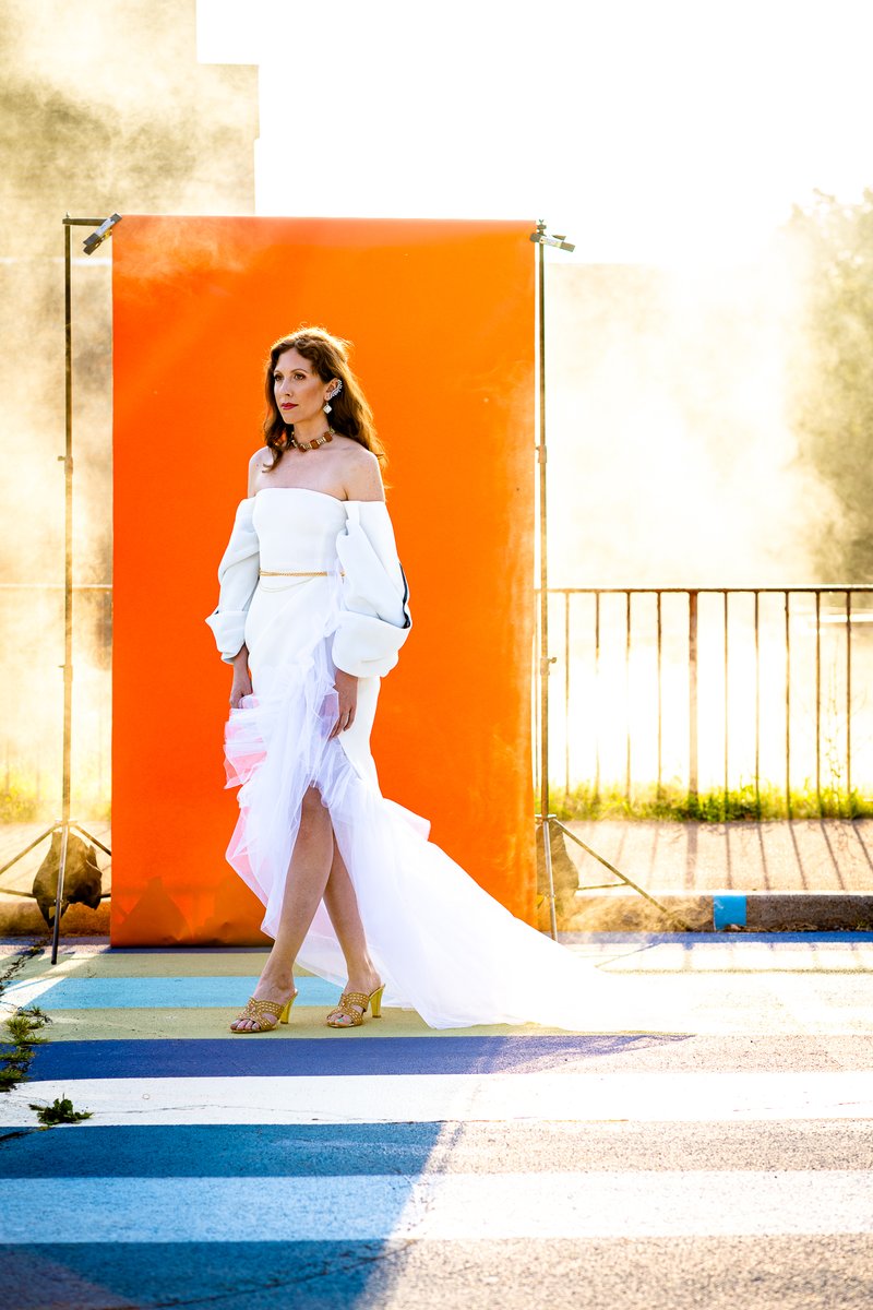 Bring the style to <a href="/ArtparkNY/">Artpark</a> on Friday June 17! The evening will begin with audiences watching a live cricket match with cocktails at sunset while posing for photos. Not bad huh? Don't miss out on this Torn Space summer bash! Tkts just $12!Available here: bit.ly/Crosswalk_TKTS