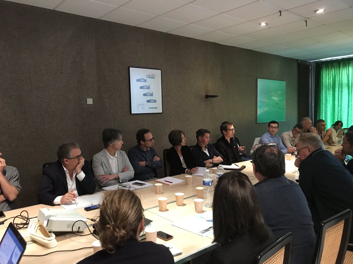 CCIBocage's tweet photo. @CCIDeuxSevres réunit ce jour ses élus du Bocage sur le thème de la mobilité @agglo2b https://t.co/u496StYPW9