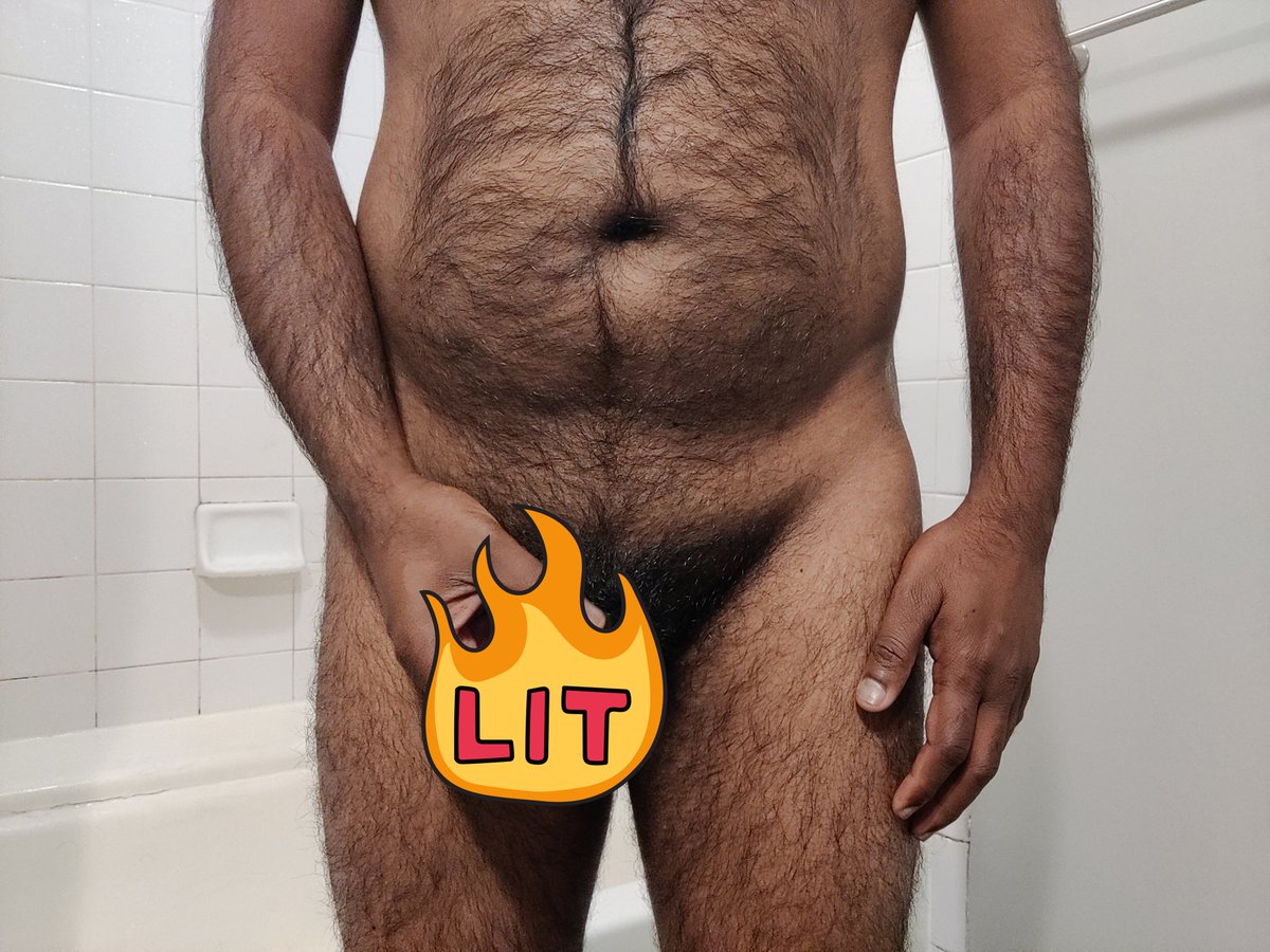 UndieGK's tweet photo. Good Morning handsome!!! 

RT if you want to see more
Let me know what you wanna see
#TummyTuesday #brownbear #HairyManPubes  #hairyguy #HairyNSFW #NSFW #showerfun #hairyuncle #DadBod #funinpublic #pridemonth2022 #Pride2022  #BodyRub #bodypositivemodel #NakedIsNatural #nakedmale https://t.co/1cq54j9Wkl