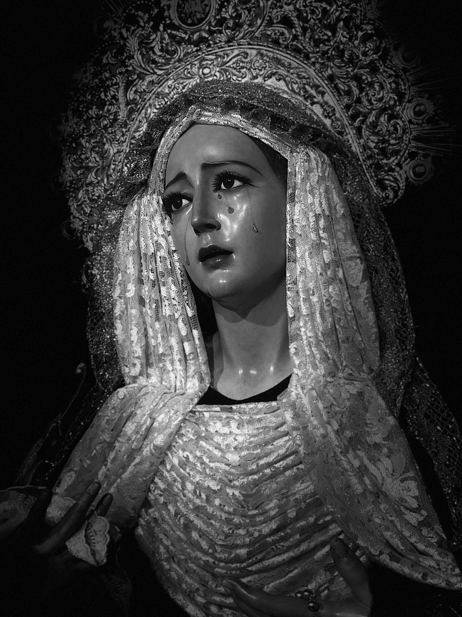 En 301 días volveremos a ver como bajas Calle Agua en busca de tu pueblo.

Un Martes menos! 💜

<a href="/hdadrescate/">Hermandad del Rescate</a> 
#gratiaplena 
#cofradiasmlg