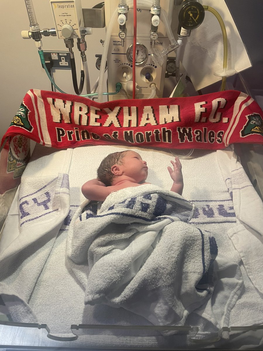 Welcome to the world Wrexhams newest fan! 🏴󠁧󠁢󠁷󠁬󠁳󠁿

Louis Thomas Lee Jones 🏴󠁧󠁢󠁷󠁬󠁳󠁿💙
<a href="/Wrexham_AFC/">Wrexham AFC</a> <a href="/VancityReynolds/">Ryan Reynolds</a> <a href="/RMcElhenney/">Rob Mac</a>