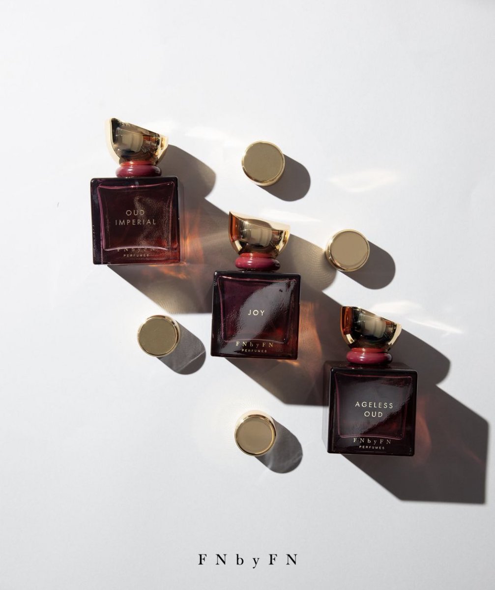 وش عطرك المفضل من بينهم ؟

 #FnByFn