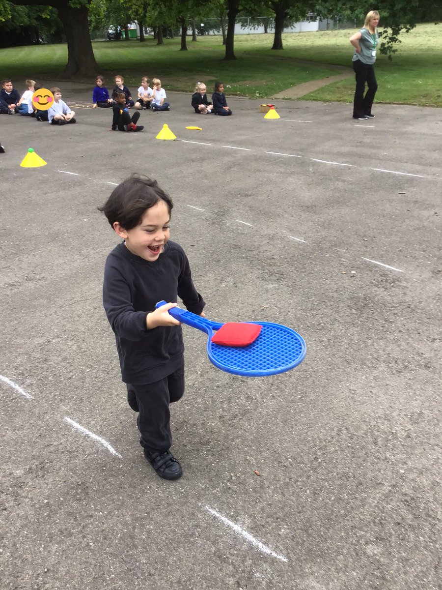 featherbyinfjnr's tweet photo. Hello Summer term and let the Sports day practise commence! ☀️🏃♀️🏃🏿♂️ 🎾 #orangeclass #teamwork #aspiration #resilience https://t.co/k6zviRjHbZ