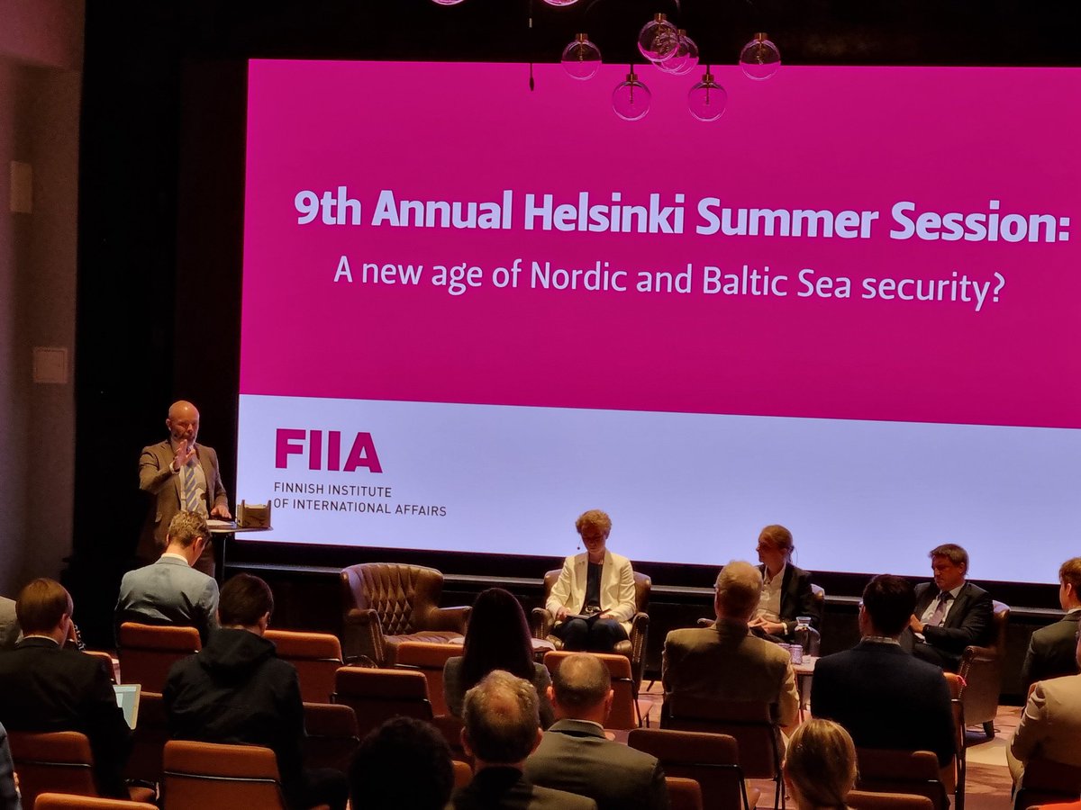 The 3rd panel of @FIIA_fi Summer Session is on 'The View from the High North' with @charlyjsp chairing @KristiRaik @BaldurThorhalls @NicolaClase and @RobinAllersOslo speaking