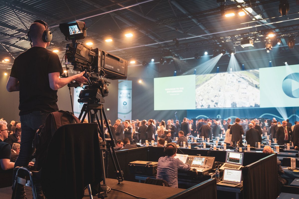 bluemoon_av's tweet photo. What a ride it has been! π₯
Last week BLUE MOON was responsible for the complete AV support of the EPP Congress in Rotterdam.
#TopTeam #EPP #EPPRotterdam #corporateAV #AVsupport #audiovisualsupport https://t.co/FRoq3lllDh