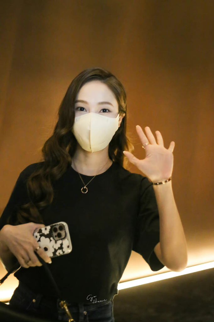 GoHome0418's tweet photo. #제시카 #jessicajung #jessica  

好久不见 https://t.co/pTnciO6DhD