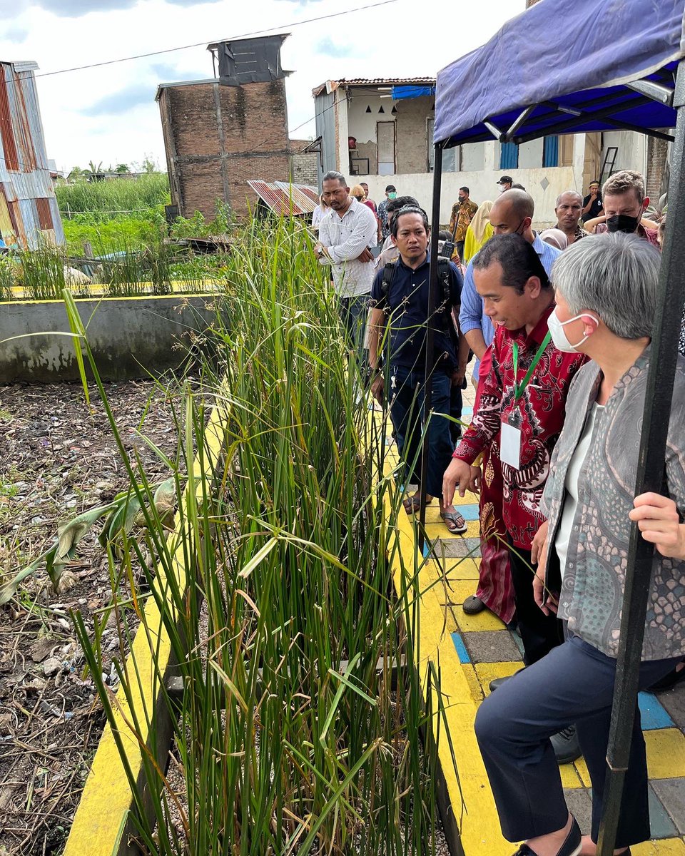 Senator Penny Wong tweet media