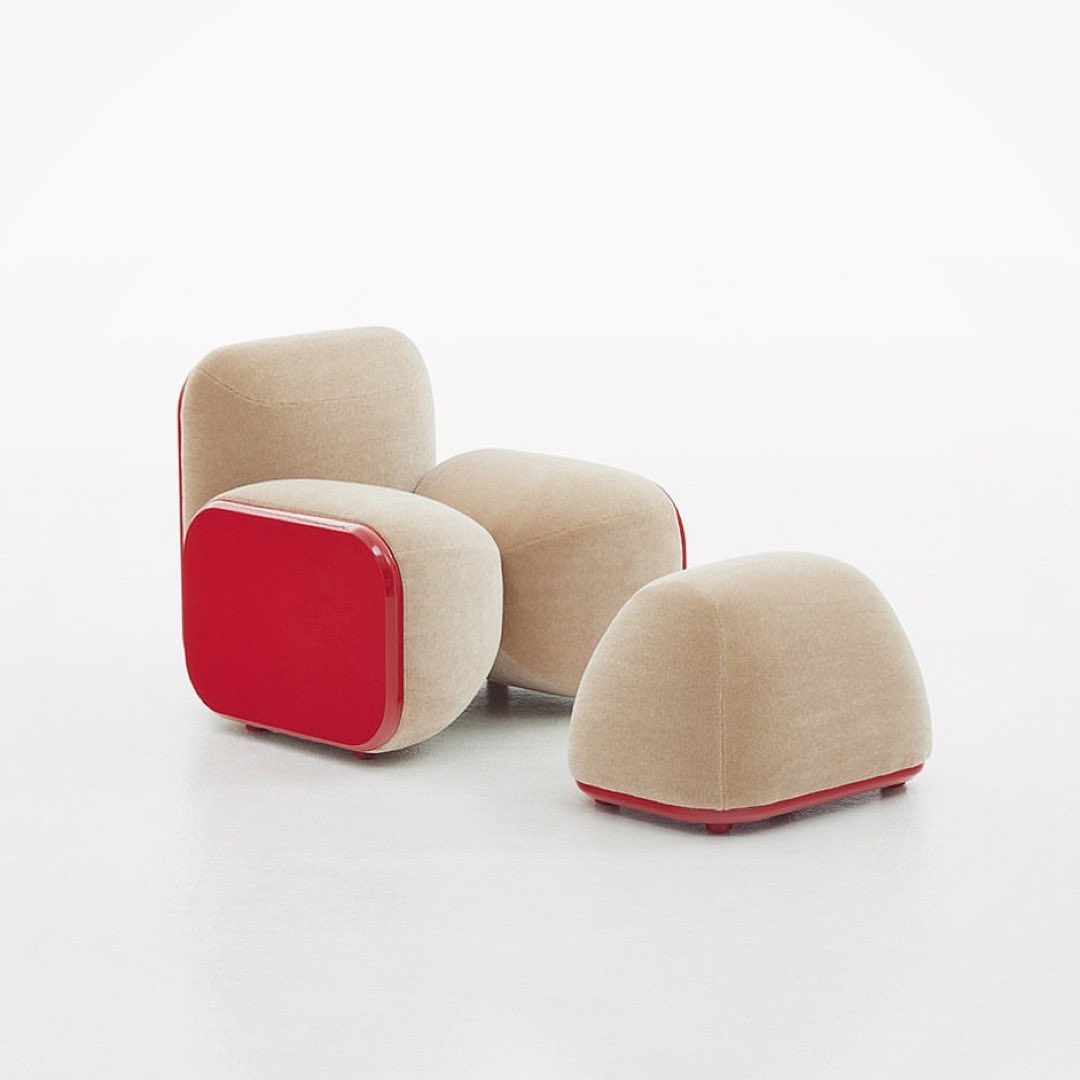 • ⁦<a href="/SebastianBergne/">Sebastian Bergne</a>⁩ Kiss for ⁦<a href="/lamaisonpierre1/">lamaisonpierrefrey</a>⁩ is on show at the Pierre Frey showroom in Milan this week.

#kisschair #pierrefrey #milandesignweek #salonedelmobile #furnituredesign #upholstery #breradesigndistrict #sebastianbergne #objectdesign #mdw22