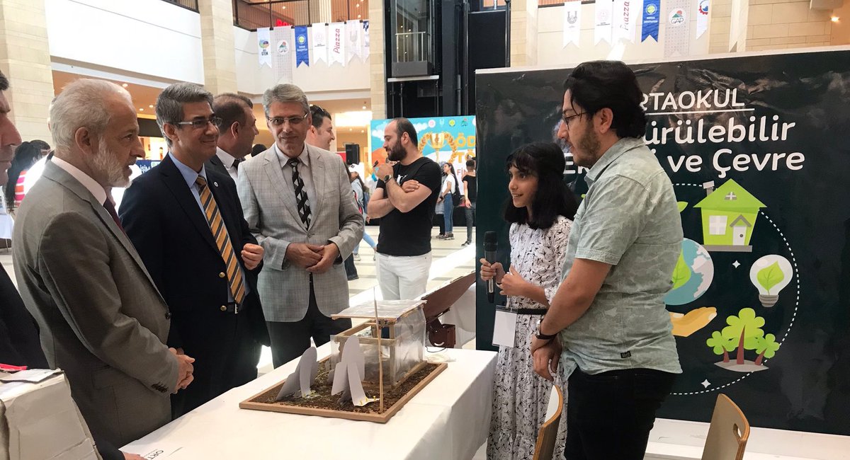 Üniversitemiz koordinasyonunda yürütülen 5. GAP Yeşil İnovasyon Proje Yarışması final sergimizi paydaş kurumlarımızın katılımlarıyla açtık. 
8 Haziran Çarşamba saat 15’te Piazza AVM'de yapılacak ödül törenine davetlisiniz...
<a href="/Mehmet_s_celik/">Mehmet Sabri ÇELİK</a>