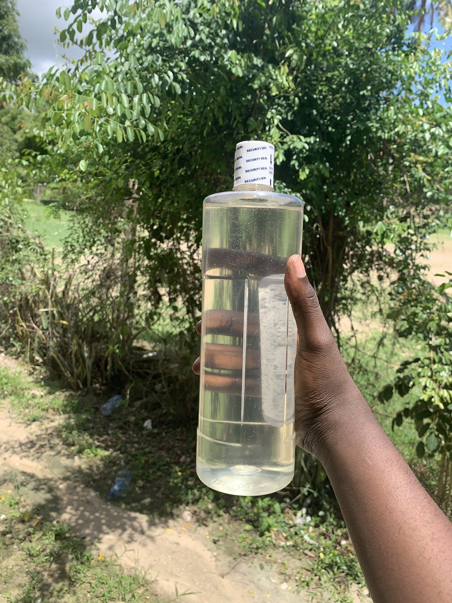nacocoproduct's tweet photo. @mkandamizaji Kipindi hiki cha baridi/upepo ngozi inahitaji kua yenye unyevu mda wote Nacoco ni mafuta ya nazi "Cold Pressed" ambayo hayawekwi kemikali yoyote , kwa watoto na watu wazima 1Ltr - 30,000 , 250mL - 9,000 , 165mL - 7,000. Ukitaka bila label kuanzia 1Ltr ,Namba yetu  0764 11 11 16. https://t.co/Lh3n2yGZiY