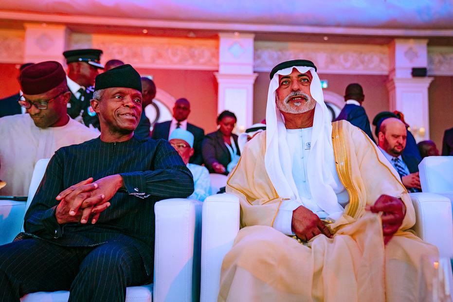 Azumar_50's tweet photo. ASALAM ALAIKUM TO ALL @ProfOsinbajo SUPPORTERS.
Accepted by all tribe and religion. ✔️
#OsinbajoIsComing #Osinbajo #DelegatesForOsinbajo  #DelegatesGiveUsOsinbajo @OfficialAPCNg https://t.co/2mIWGahncF