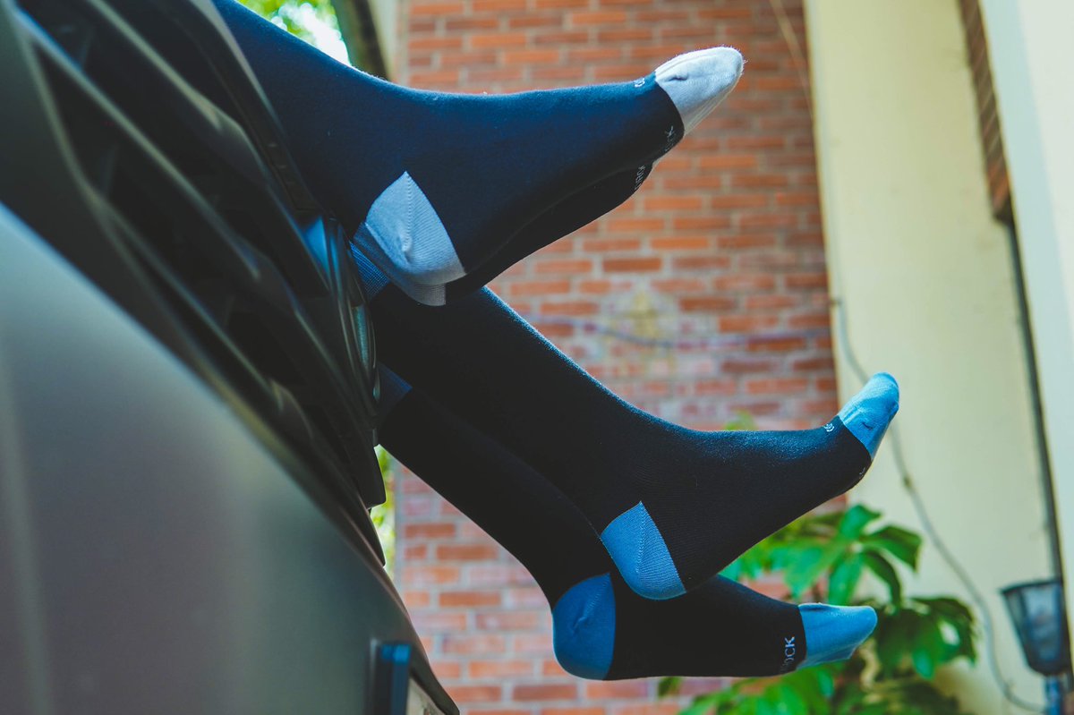 tumtumbroni's tweet photo. Good morning dear one. Father’s Day discount sales oo. What are we getting the daddys, the papsys and boos this Father’s Day? A box of @OLDROCK_ socks will be perfect. Get up to 15% discount on purchases made from now till Father’s Day.

Kindly retweet. https://t.co/fpW74Eiz0R