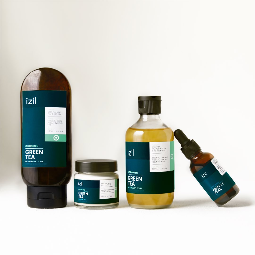 تشكيلة كبار الشخصيات لدينا، مصنوعة من الشاي الأخضر ومستوحاة من التقاليد المغربية. 👌👌

Our VIPs line-up, made with Green Tea and inspired by Moroccan tradition👌👌

#izil #izilbeauty #skincare #skinroutine