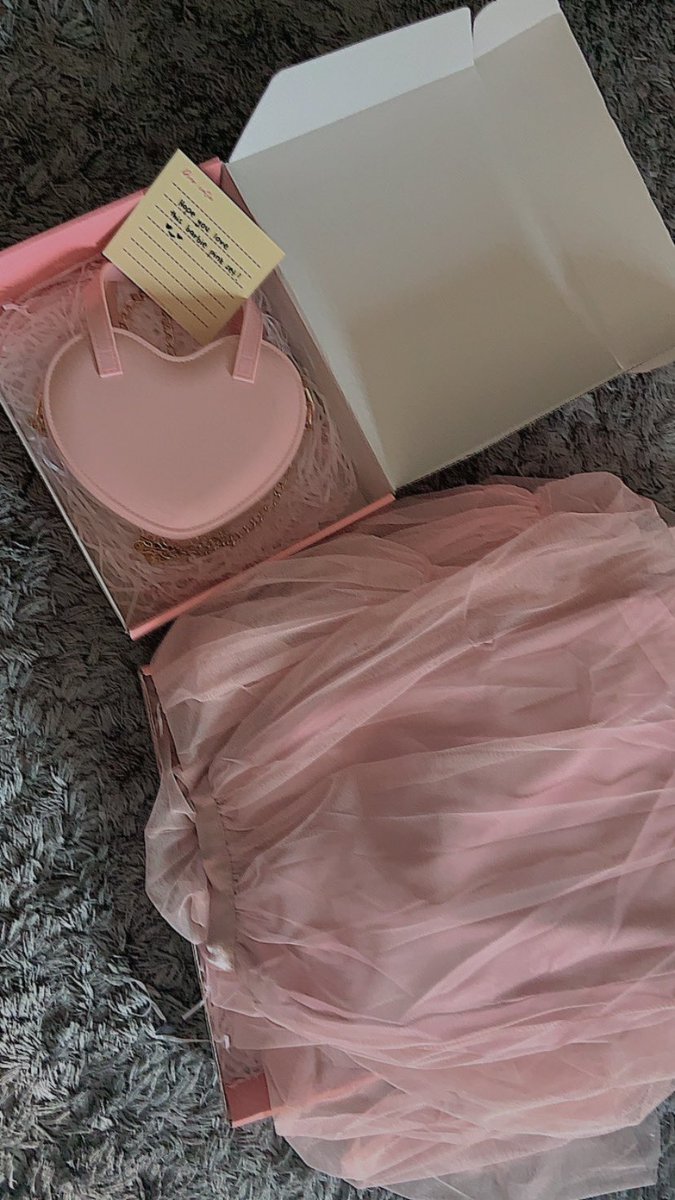 ✨pink is the new black✨ 

love the collection from <a href="/theyudusa/">theyudusa</a> it makes me wanna love myself more and be pretty! 

💕heart pink bag + pink fairies tutu skirt💕