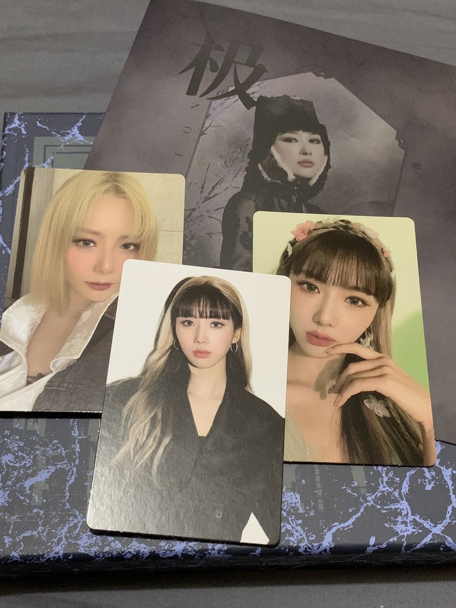 143siyeon's tweet photo. AFSHDJDKLVDBEK !!!@!: https://t.co/D42MkuzH9F
