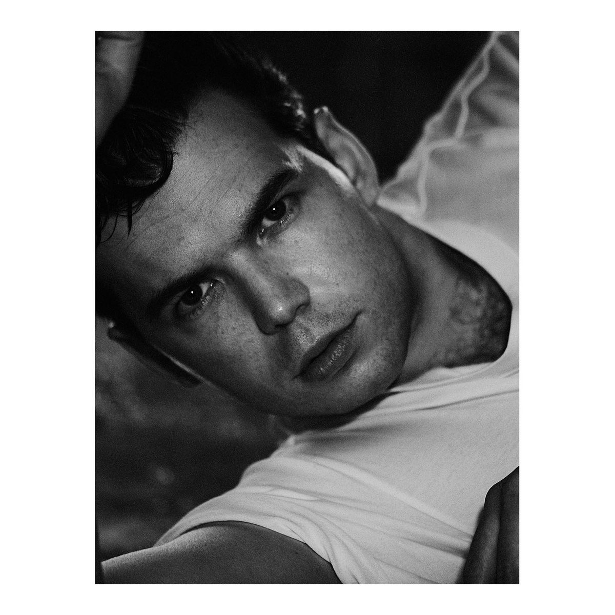 badpostlukes's tweet photo. NEW: Luke Newton for Style Magazine Italy (via lizpughmakeupartist on Instagram) https://t.co/A20Yaj9pLd