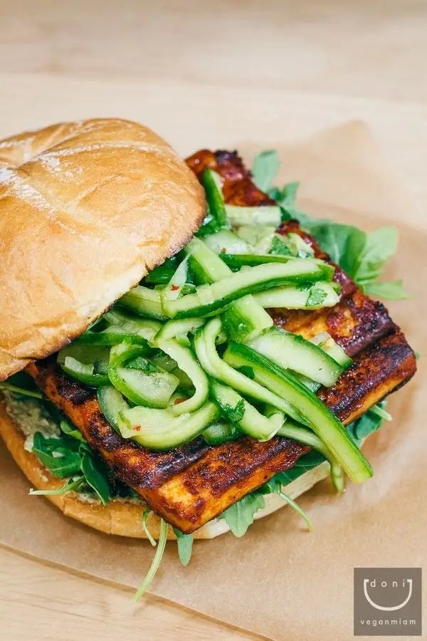 schmoozequeen's tweet photo. 23 Ways To Rock Your #VeganBBQ #PlantbasedBBQ #BBQ
https://t.co/ebb68ufdI2 https://t.co/tFy40kSbsI