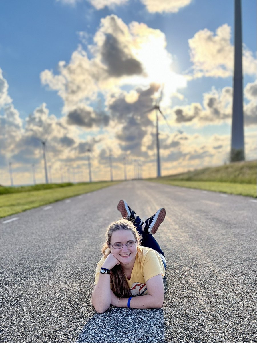 JessiBinnix's tweet photo. Choosing the road less taken π£π€ #DisneyWish #OpeningTeam https://t.co/GFIsHktwHD