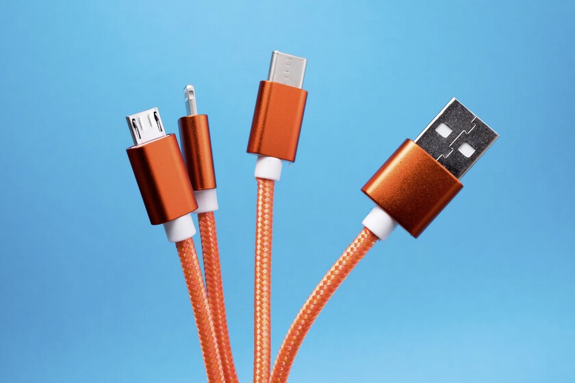 El cargador universal USB-C, aprobado por el Parlamento Europeo. Apple tendrá que decir adiós a Lightning en 2024 xataka.com/p/244165