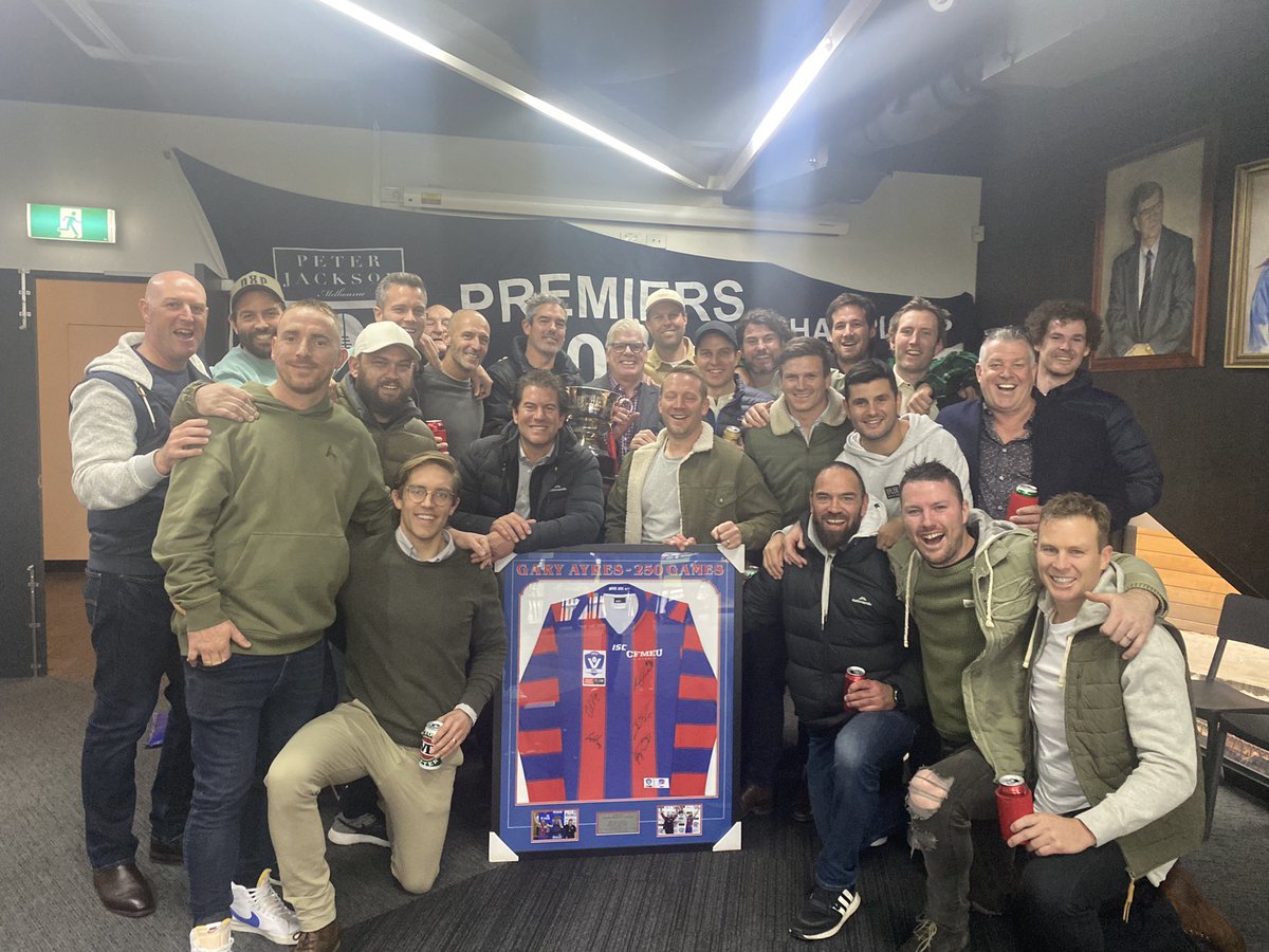 Jason falzon tweet media