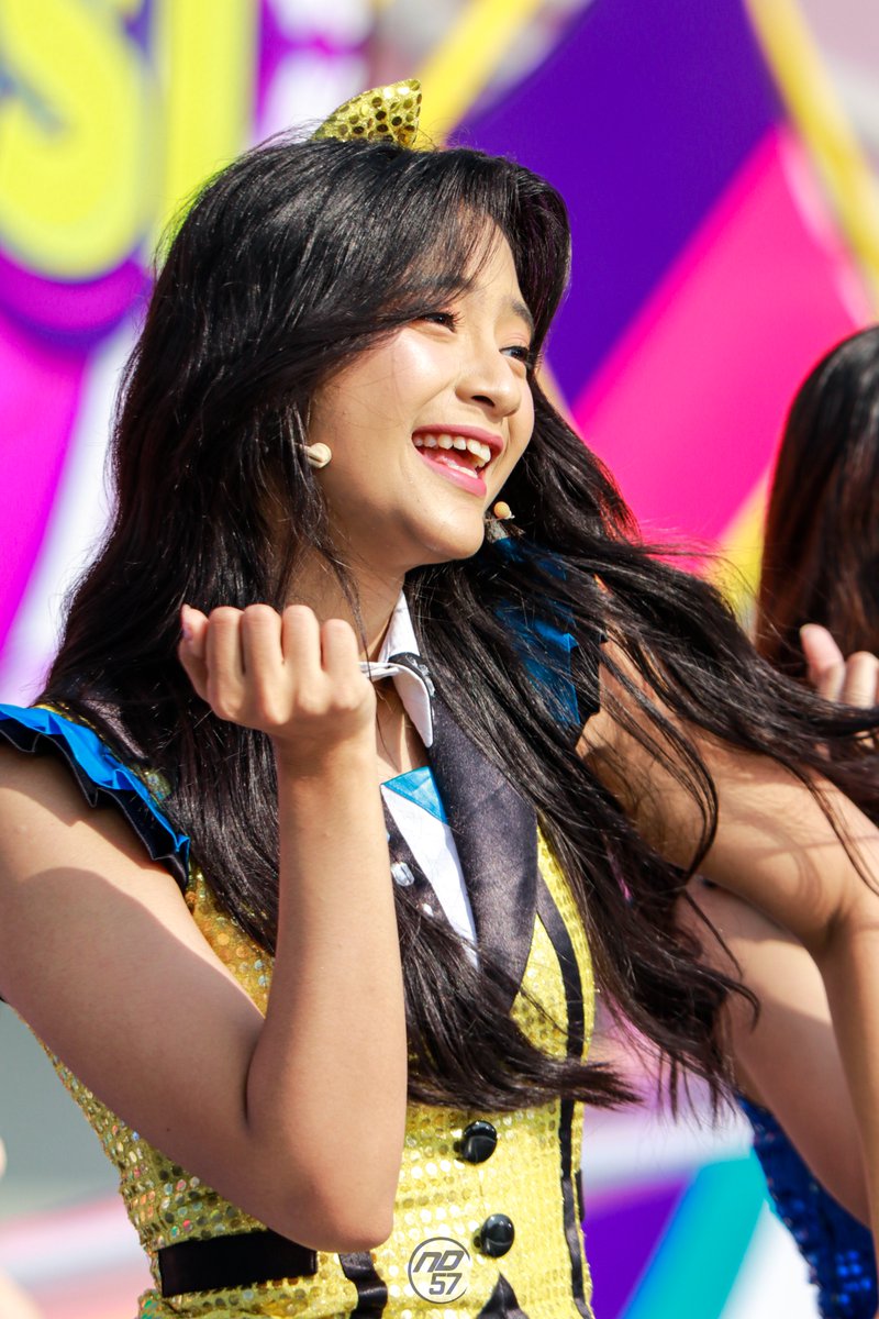Andhi_48's tweet photo. Soo gorgeous @Jinan_JKT48 😍 | NET eXpresi 4 Juni @ Mall Cipinang Indah

#JKT48NETexpresi https://t.co/G1B1Moi7k5