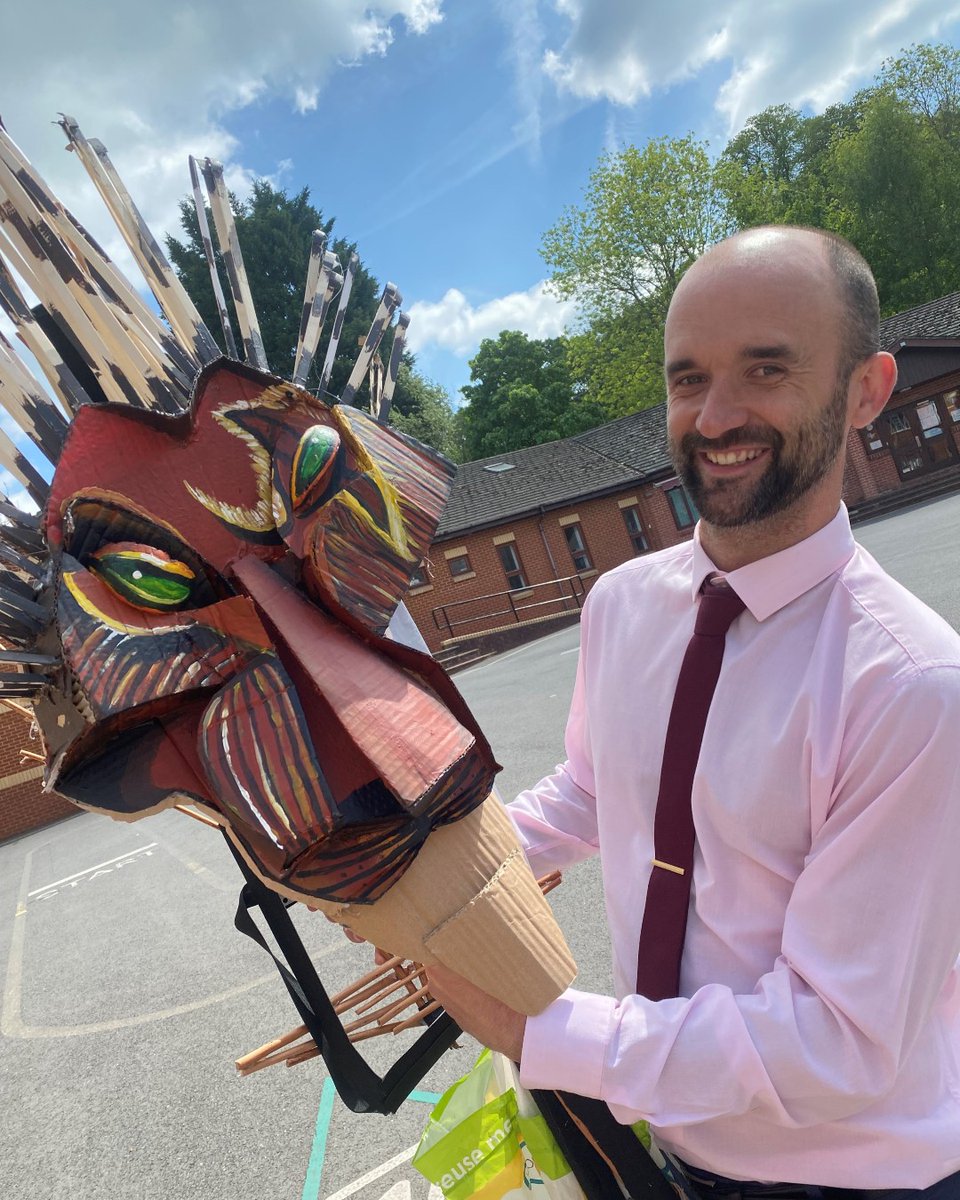 SJBWindsor's tweet photo. We are delighted that Mr Jenkins has re-arranged his busy schedule to spend more time at SJB from September, which will allow for more drama productions (watch that space!) and also the extension of our LAMDA programme. Read more: https://t.co/tUbjQ6lA8T
#SJBcreative #SJBdrama https://t.co/23bBU4JCLu