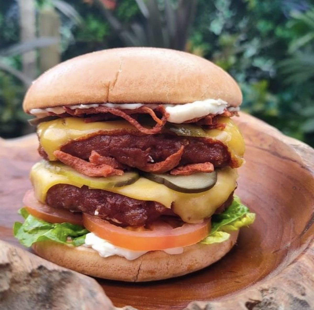 Looking for #Vegan and #Vegetarian options at the Pop up? 
#Root66, they are also offering 20% off their #food at the moment at the pop up when you use the code ROOT15 at the checkout box 

The rest of our trucks all offer a #Vegan or #Veggie option as you will see via the App