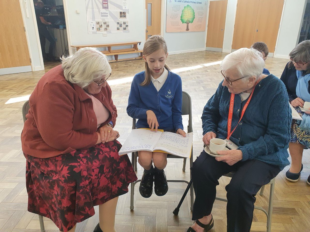 jude_primary's tweet photo. A massive thanks to our lovely parishioners who joined us in school after mass this morning. They were brilliant guests - they even made cake! Pupils thoroughly enjoyed chatting and sharing their RE work. #parishcommunity @StdunstansS  @bcpp @BhamDES https://t.co/yUeq9EsgJx