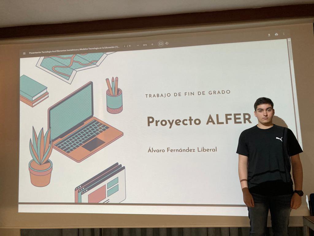 jesuitasrioja's tweet photo. Después continuó Álvaro presentándonos su blog de temática gaming hecha en #PHP #Eloquent #DAW #fpdual #talentoLaRioja @fplarioja @RiojaDigital @Bosonit @AERTIC #webdevelopment #webdesign https://t.co/PWGEtlckaw