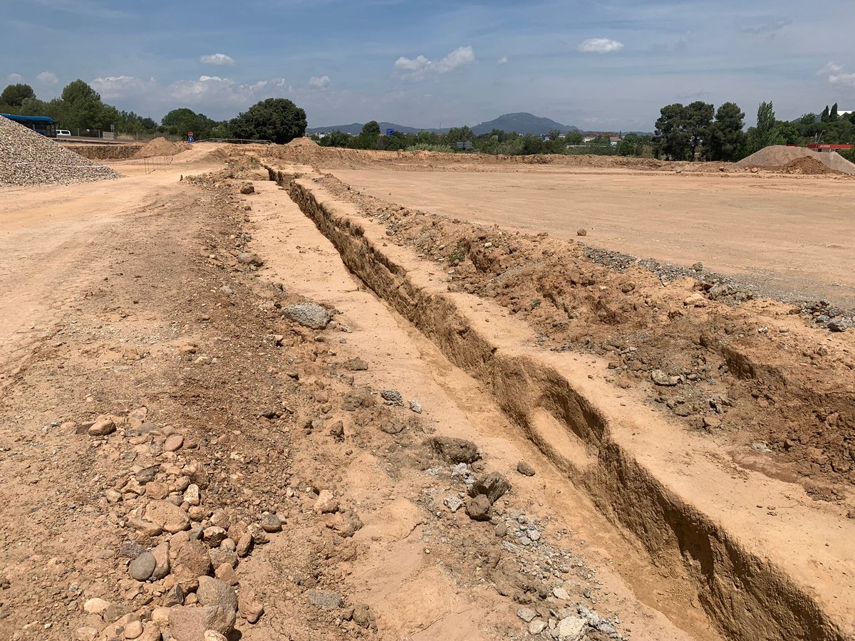 Aj_Sabadell's tweet photo. 👉La ciutat comptarà a partir d’ara amb una nova joia arqueològica; el segon cuniculus romà més important de Catalunya

🔎Una intervenció arqueològica ha permès localitzar aquest aqüeducte subterrani d’aigües netes

#Sabadell #Arqueologia #Cuniculus https://t.co/bFUO7Z8T3A