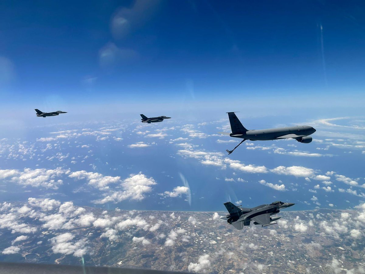 tcsavunma's tweet photo. 31’inci Taktik Hava Üssüne (Krzesiny-Poznan) intikal eden 5 adet F-16 uçağımız ile Polonya’da icra edilen RALY-22 (06-10 Haziran 2022) ve BALTOPS-22 (03-17 Haziran 2022) tatbikatlarına katılım sağlıyoruz. https://t.co/t1OWsIZNlh