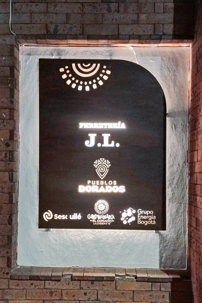SecAsuntosCund's tweet photo. Visitamos en compañía de la delegación del Estado de #México y del @IDECUTCundi, atractivos turísticos, históricos y culturales en zona rural y urbana de #Sesquilé. Municipio modelo del proyecto integral turístico de Pueblos Dorados de #Cundinamarca #Hermanamiento 🇨🇴🇲🇽 https://t.co/fPJ5Tw1FMW