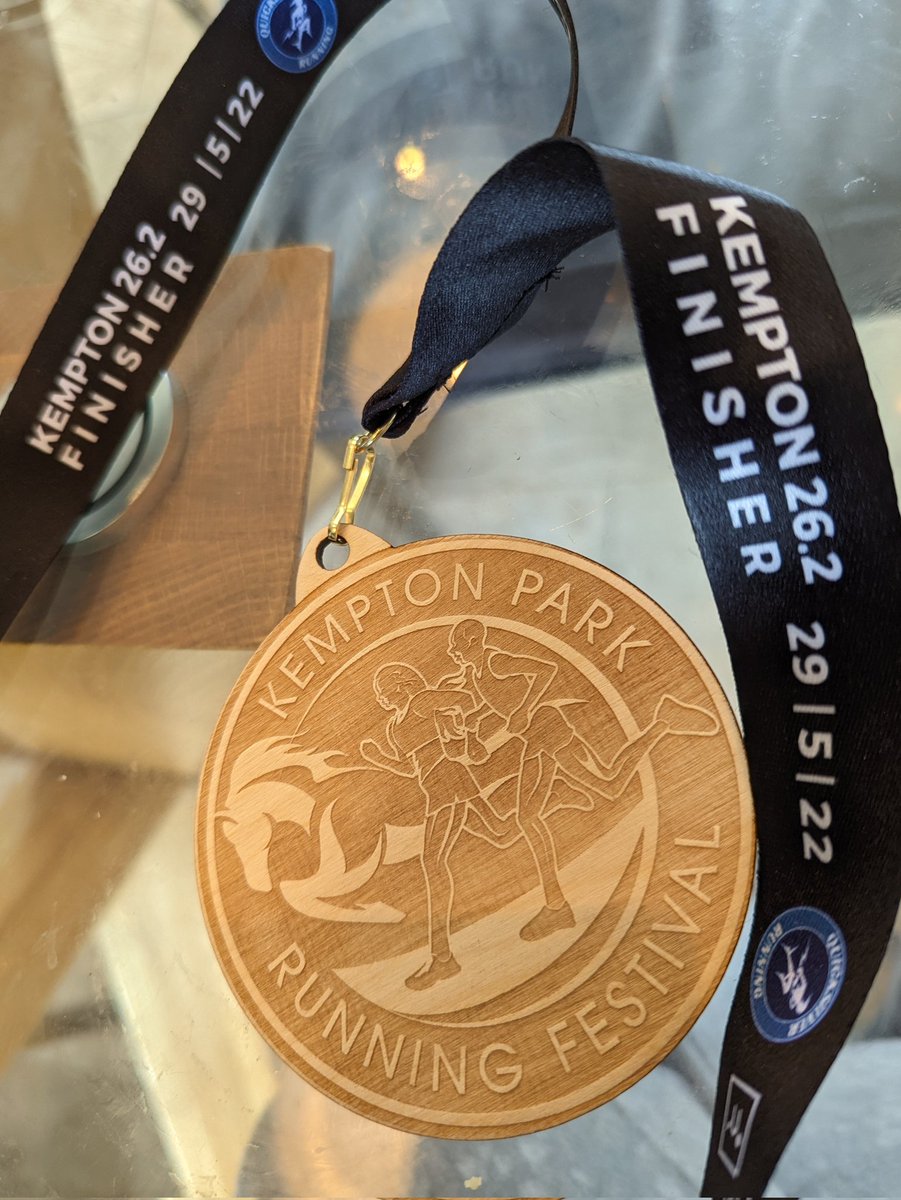 lauraecommerce's tweet photo. @RichmondRunFest @runABCsouth @quicksilver_run Many thanks Tom! 🏅 https://t.co/OM5NDcUf5z