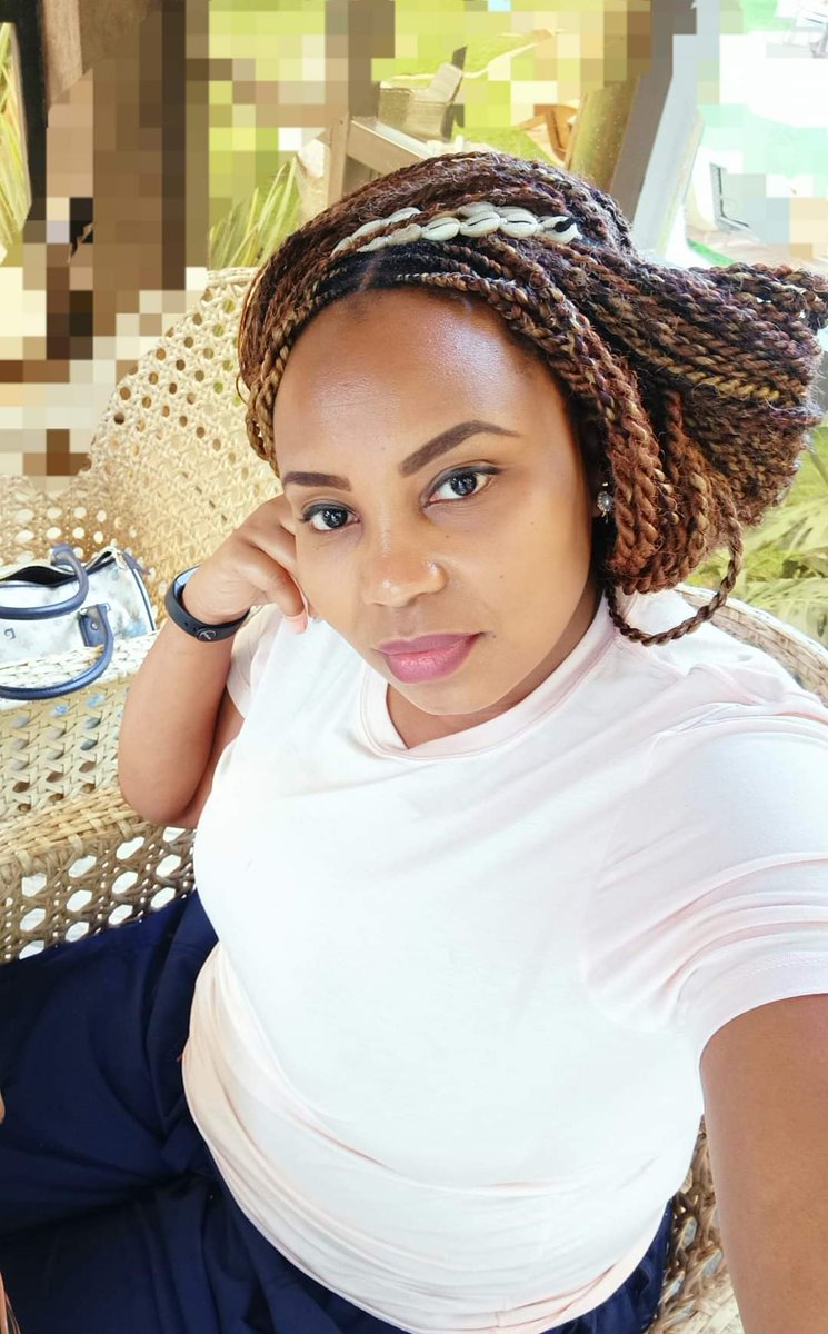 JumaGathoni's tweet photo. The shirts am wearing in these pictures are EPZ shirts I got for 100bob. I have them in 5 different colours. I wear them to work as well. 

#MadeInKenya https://t.co/RZ5qiM6mGa