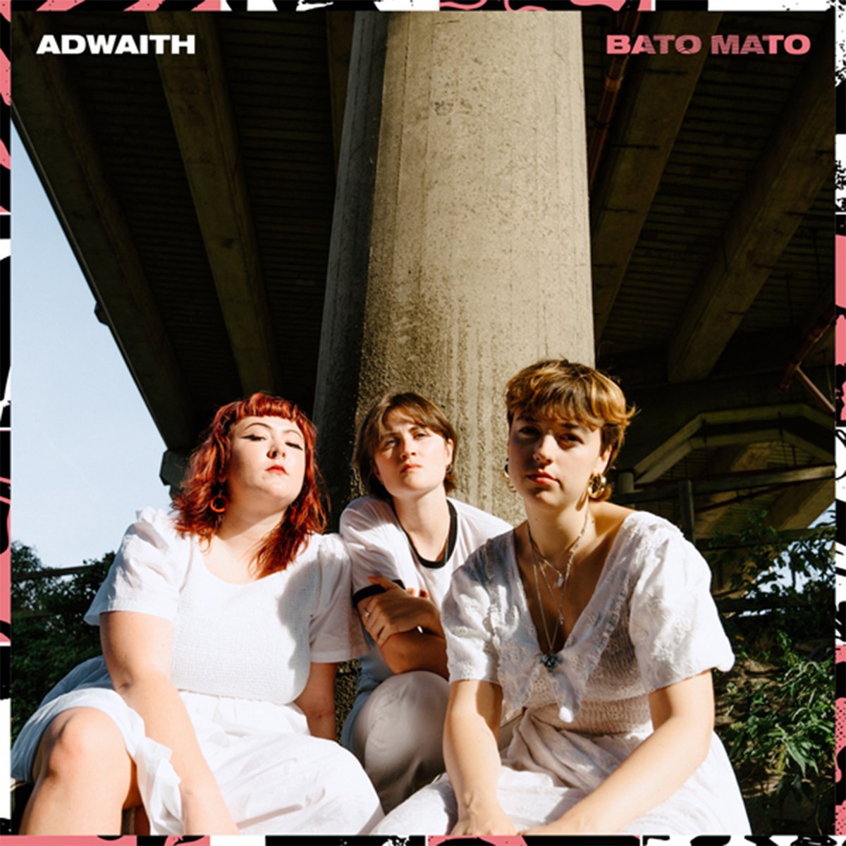 georgiaruth's tweet photo. Heno! 

Trac newydd @adwaithmusic 🔥

Cenfigân @SywelNyw @therealrhysmwyn 🎧

Sengl newydd @ElisDerby ⛵

Ac wrth i @Stranger_Things ddathlu hud a lledrith Kate Bush, ni'n creu trac-sain synthy ddychmygol ein hunan - @Ani_Glass @ACCU_ @TheMightyObsrvr! 💜

https://t.co/uA0cfFdA8y https://t.co/kbcRyVe8Gx